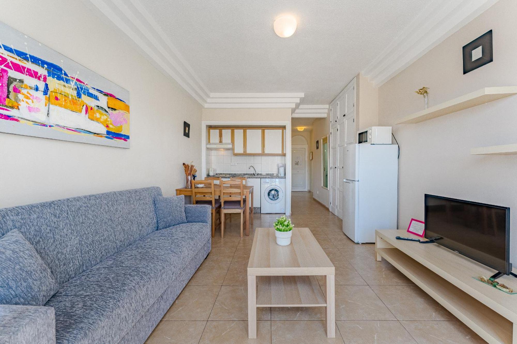 Turísticos En Apartamento Costa Adeje (Tenerife)